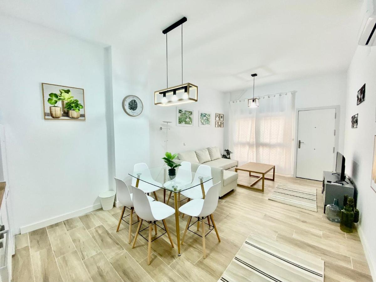 Puente Praga Aparment Apartment มาดริด ภายนอก รูปภาพ