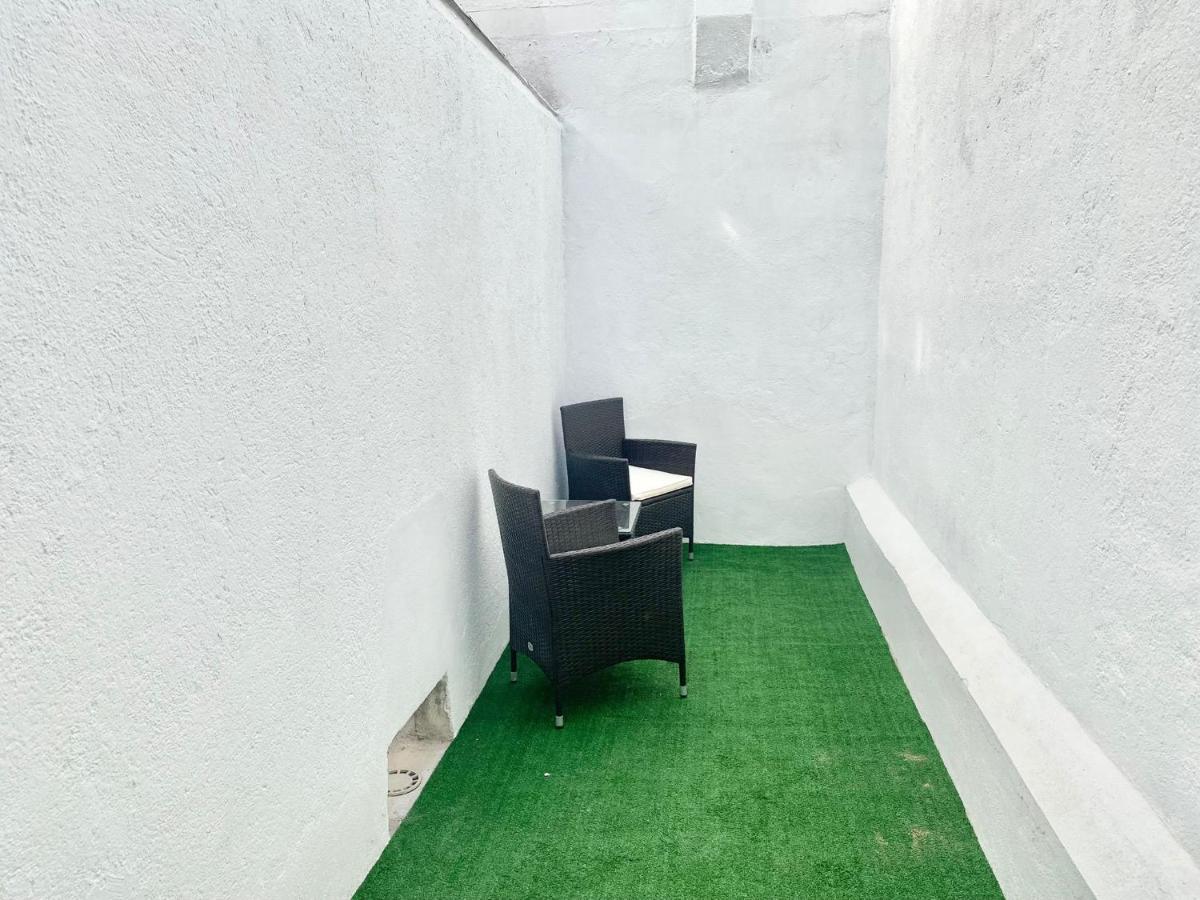 Puente Praga Aparment Apartment มาดริด ภายนอก รูปภาพ
