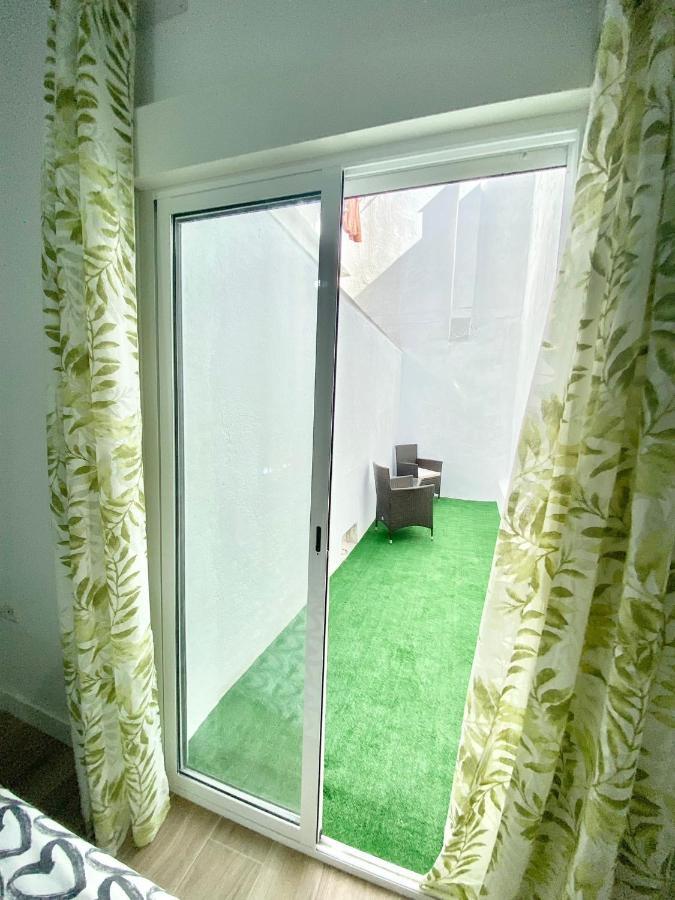 Puente Praga Aparment Apartment มาดริด ภายนอก รูปภาพ