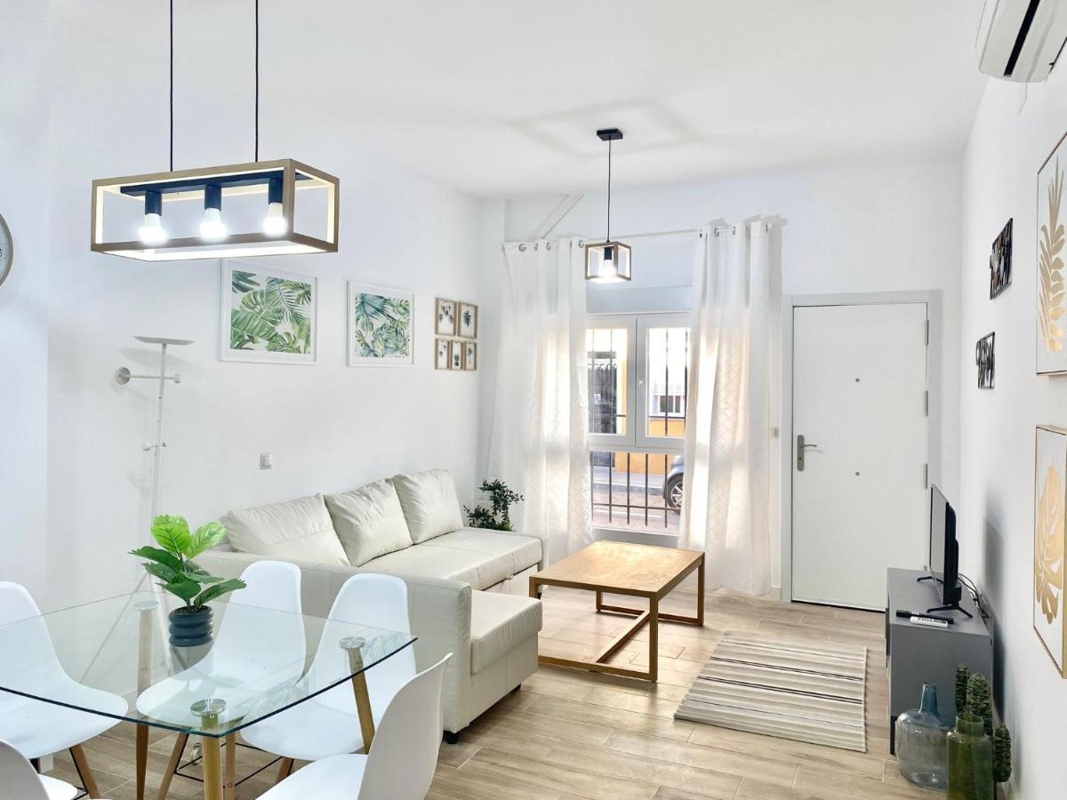 Puente Praga Aparment Apartment มาดริด ภายนอก รูปภาพ