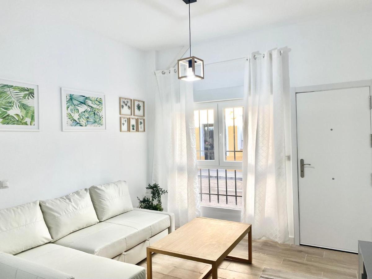 Puente Praga Aparment Apartment มาดริด ภายนอก รูปภาพ
