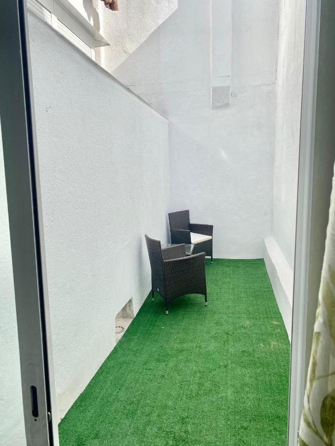 Puente Praga Aparment Apartment มาดริด ภายนอก รูปภาพ