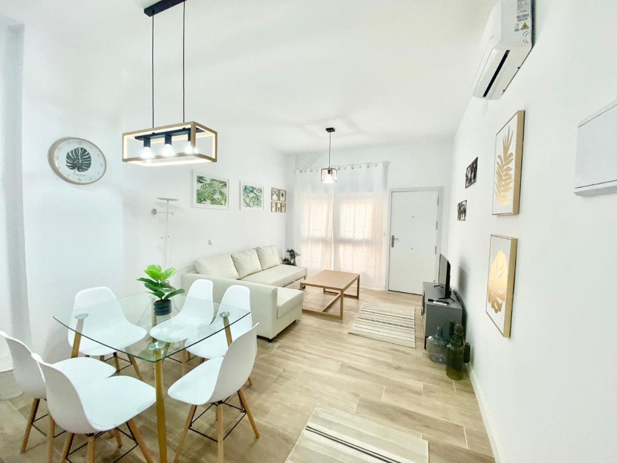 Puente Praga Aparment Apartment มาดริด ภายนอก รูปภาพ
